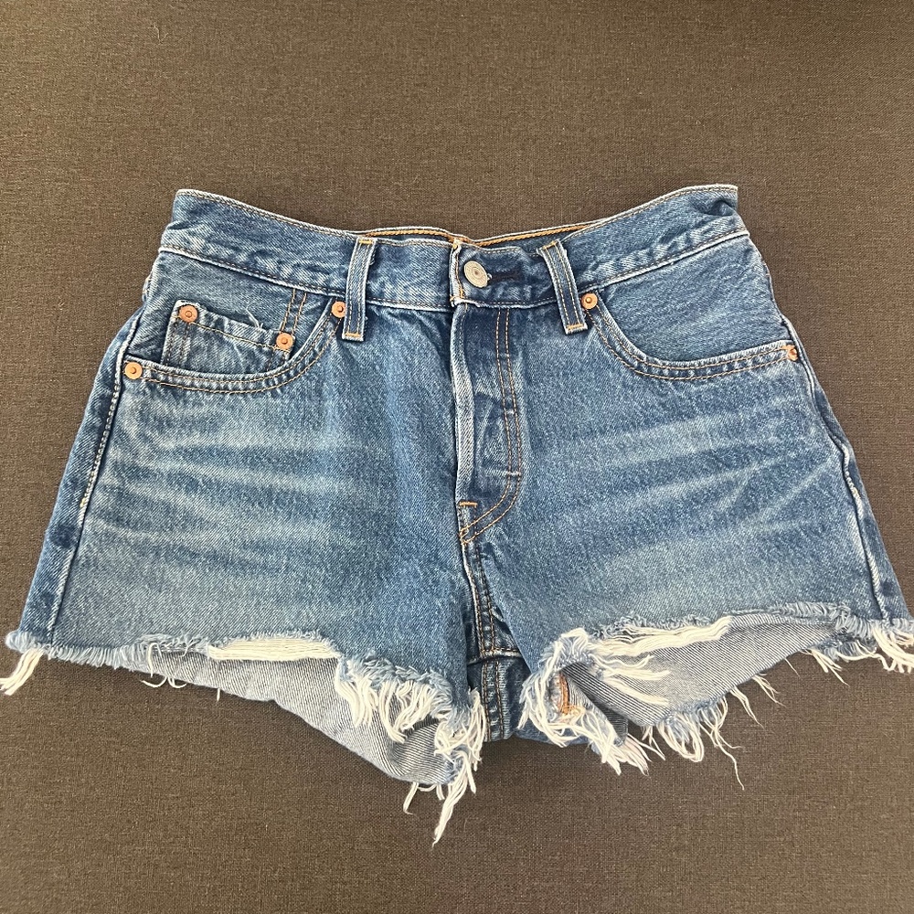 Levi Womens 501 Shorts